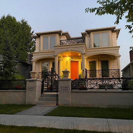 Milano Luxury Suites Ванкувер Экстерьер фото